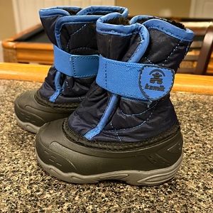 Kamik snowy bugs toddler boots size 6 new, no box, never worn